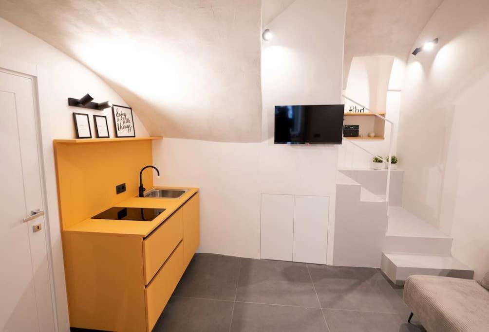 Casa Mirelli By Dimorra Apartment Наполи Екстериор снимка